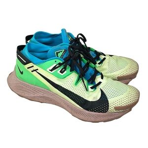 Nike Pegasus Trail 2 Barely Volt Sneakers